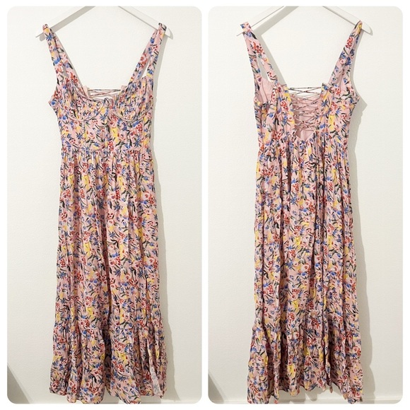 NEW ASTR Kelby Coset Midi Dress Pink Floral Revolve Size Medium M - Picture 2 of 7